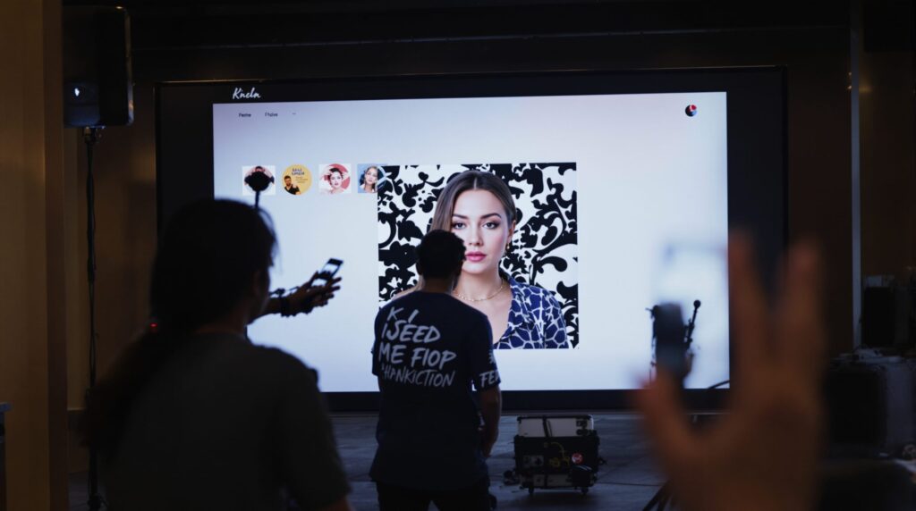 je soussigné feminin